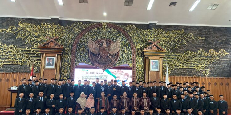 Kunjungan Belajar Santri PKP Al Hidayah Provinsi Jambi ke DPRD Provinsi Jambi