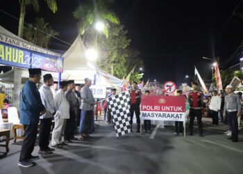 Festival Arakan Sahur Semakin Meriah, Sekda Tanjab Barat: Jaga Ketertiban dan Kebersihan!