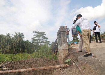 Perbaikan Oprit Jembatan di Tanjab Barat, Bupati Anwar Sadat: “Kami Utamakan Kualitas!”
