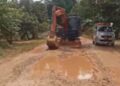 Kerjasama Antar Desa Perbaiki Jalan, Kades Tunggul Bulin: Terima Kasih Semua Pihak yang Terlibat