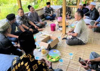 Lebaran Penuh Kebersamaan, Ketua Komisi III DPRD Tanjabbar Sambut Warga di Open House