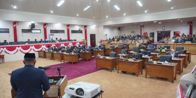 Resmi! DPRD Tanjab Barat Setujui LKPJ Bupati 2024 dengan Sejumlah Rekomendasi Penting