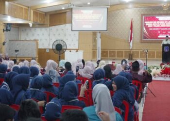 SMK Negeri 1 Tanjab Barat Jadi Pelopor, Anwar Sadat Tegaskan Komitmen Lindungi Anak Bangsa