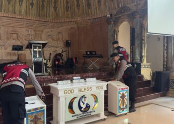 Demi Ibadah yang Khusyuk, Polres Tanjab Barat Sisir Setiap Sudut Gereja