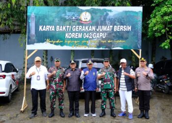 Wagub Sani Optimis Program Karya Bakti Gerakan Jum’at Bersih Tingkatkan Kepedulian Masyarakat