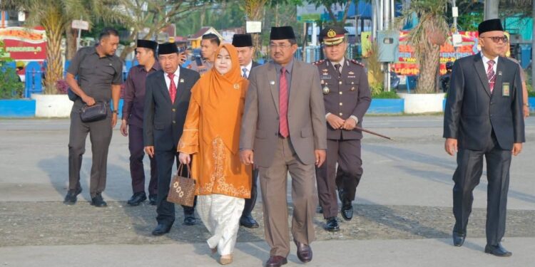 Peringatan Hari Lahir Pancasila 2025, Bupati Tanjab Barat Tekankan Nilai Persatuan dan Kemanusiaan