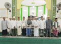 Safari Jumat, Bupati Tanjab Barat Salurkan Bantuan dan Program Budidaya Ikan untuk Warga Pembengis