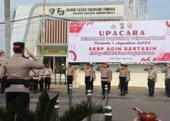Kado Pengabdian Jelang Pensiun, Kompol Acim Dartasim Naik Pangkat Jadi AKBP