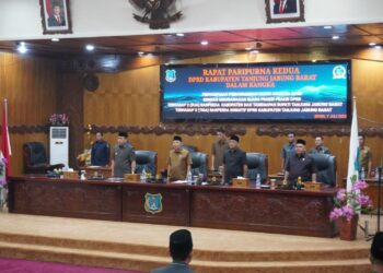 DPRD Tanjab Barat Gelar Rapat Paripurna Penyampaian Nota Pengantar 2 Raperda Pemkab dan 3 Raperda Inisiatif DPRD
