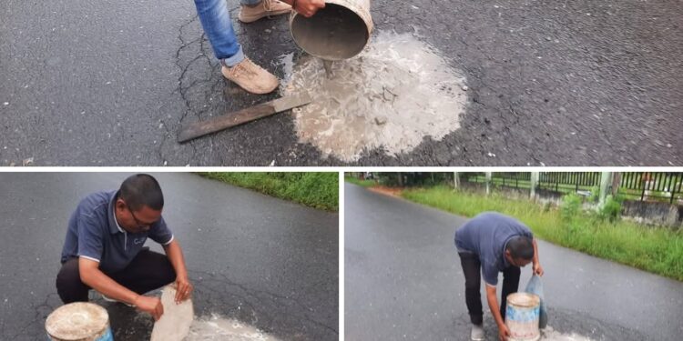 Wartawan Turun Tangan Tambal Jalan Rusak, Selamatkan Pengendara dari Bahaya