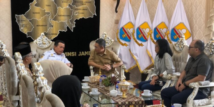 Gubernur Al Haris Audiensi Bersama Hutama Karya, Bahas Operasional Tol Tempino Sampai Simpang Ness
