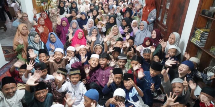 Tekan Angka Buta Aksara di Provinsi Jambi, Hj Hesti Haris Perkenalkan Metode 30 Menit Bisa Baca Al Qur’an
