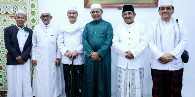 Majelis Zikir dan Haul Akbar Syekh Abdul Qadir Al-Jailani: Bupati Anwar Sadat Ajak Perkuat Persaudaraan