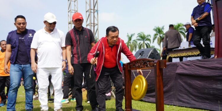 Buka Festival Olahraga Tradisional, Gubernur Al Haris: KORMI Mengedukasi Tentang Manfaat Olahraga untuk Kesehatan dan Kebahagiaan Masyarakat