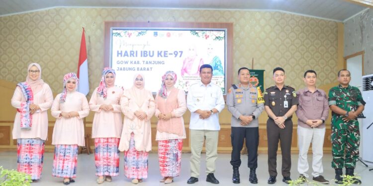 Perempuan Bukan Sekadar Tiang Keluarga, Wabup Katamso Tegaskan Peran Strategis Bangsa