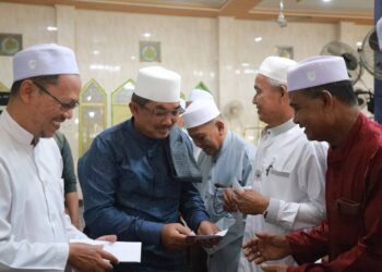 Suasana Khidmat Haul dan Isra Mi’raj, Bupati Anwar Sadat Serukan Cinta Ulama
