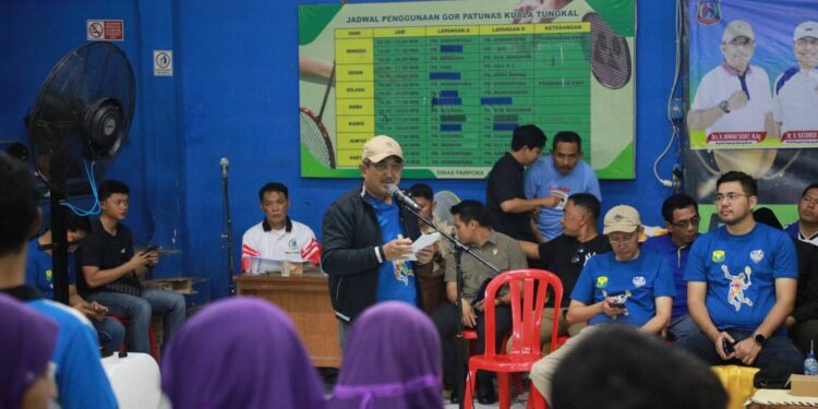 Anwar Sadat Dorong Lahirnya Atlet Muda Berprestasi Lewat Turnamen Bulutangkis