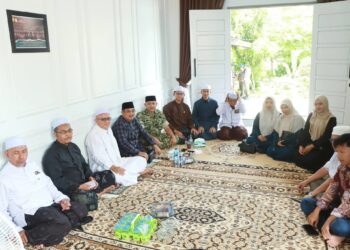 Bupati Anwar Sadat Ungkap Kedekatan dengan KH. Hasan Basri bin Sahari di Peringatan 40 Hari Wafatnya