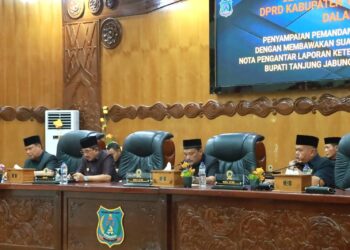 Bupati Anwar Sadat Hadiri Paripurna, DPRD Sampaikan Pemandangan Umum Fraksi atas LKPJ 2025