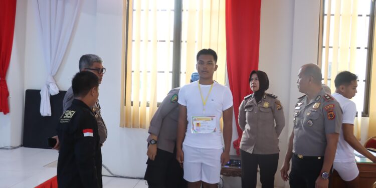Seleksi Ketat Dimulai, Polres Tanjab Barat Verifikasi Administrasi Calon Polisi