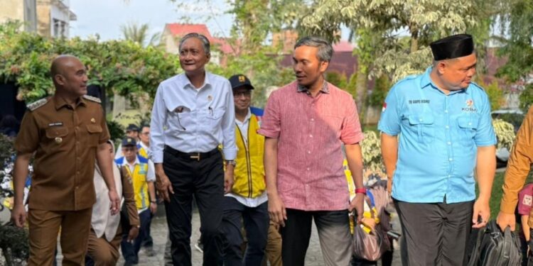 Bertemu Menteri PU di Bungo, Edi Purwanto Minta Perbaikan 7 Jembatan Putus Akibat Banjir
