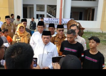 Gubernur Al Haris Serahkan Sapi Kurban Presiden Prabowo Seberat 930 Kilogram di Jambi