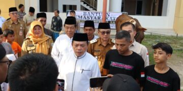 Gubernur Al Haris Serahkan Sapi Kurban Presiden Prabowo Seberat 930 Kilogram di Jambi