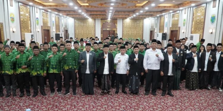 Hadiri Pelantikan JKSN Jambi, Al Haris Tekankan Peran Guru dan Kyai Guna Menjaga Moral Generasi Bangsa