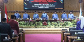 Wamenaker Hadiri Paripurna Hari Jadi Tanjab Barat, Fokus Penguatan SDM dan Kesempatan Kerja